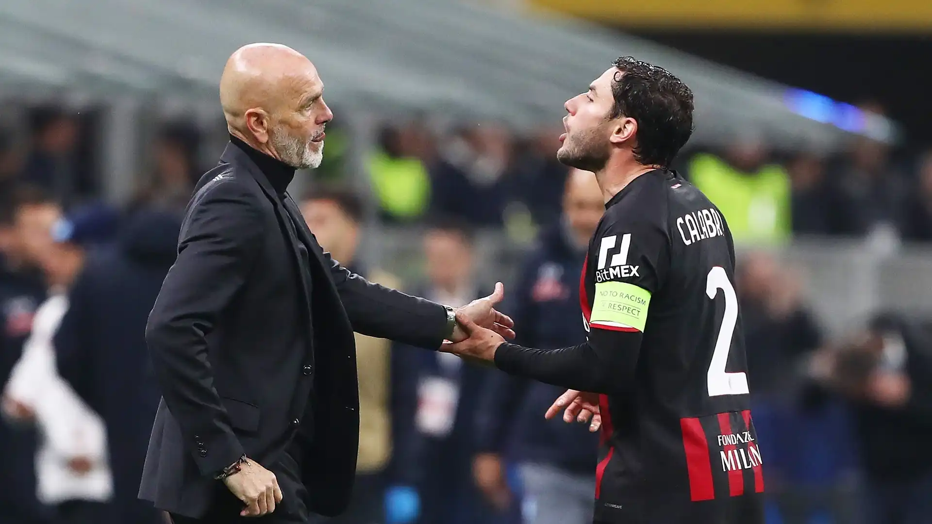 Clima di tensione nello spogliatoio del Milan dopo la sconfitta con il Psg