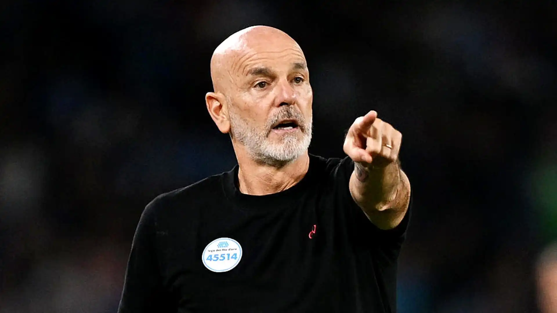 Il Milan sta lavorando per rinforzare il reparto difensivo di Stefano Pioli subito a gennaio
