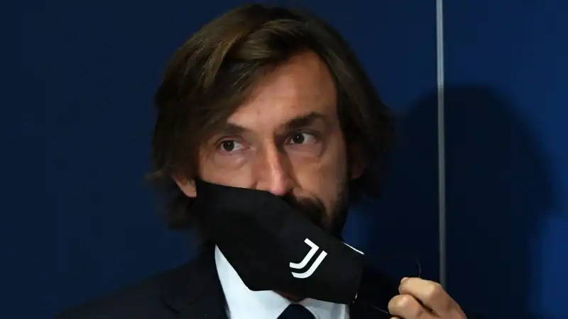 Juventus ko, Andrea Pirlo si tappa le orecchie