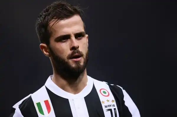 Juventus, Pjanic in uscita: verso lo scambio con il Psg