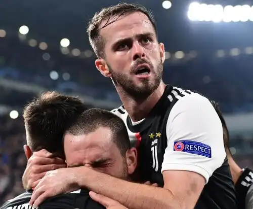 Juventus, messaggio d’amore di Pjanic