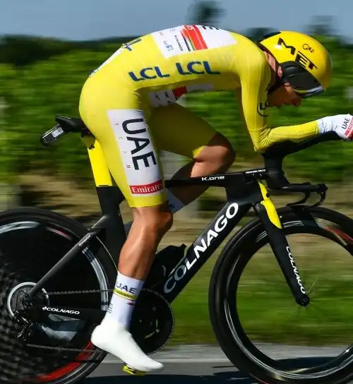 Van Aert vince la cronometro, Pogacar il Tour de France