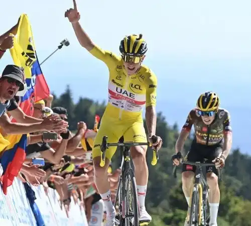 Tour de France, Tadej Pogacar fa un altro capolavoro