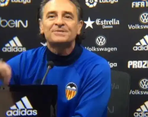 Prandelli furioso: “Chi non ama la maglia, fuori”