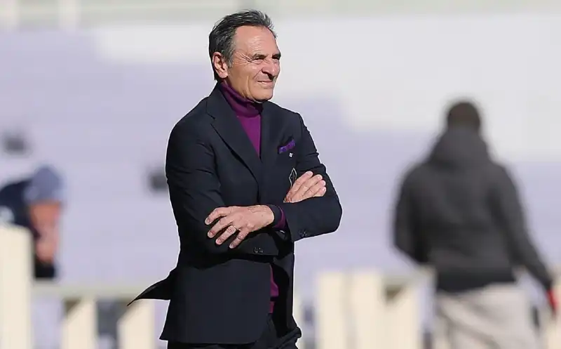 Fiorentina, una punta svincolata detta le condizioni