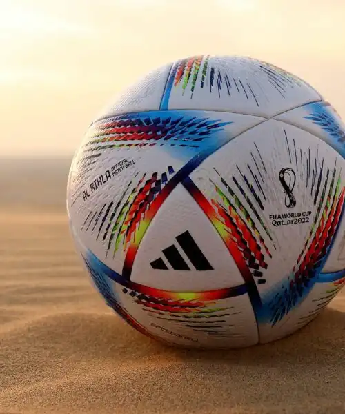 Qatar 2022: Al Rihla, il pallone dei mondiali. Le foto