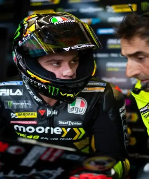 Quando il coach è un campione: Marco Bezzecchi, prima gioia in MotoGP grazie anche ai consigli di Valentino Rossi