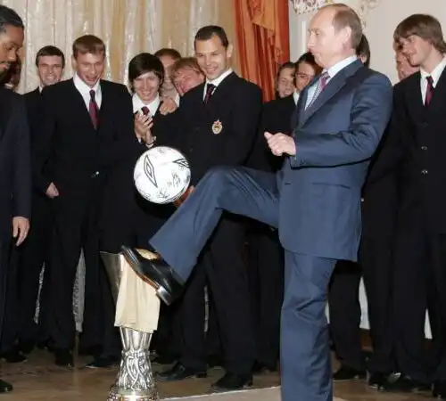 Quando Vladimir Putin era (anche) uomo di sport: le foto