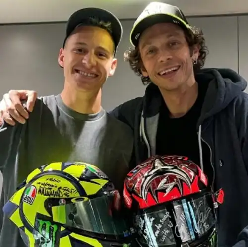 Fabio Quartararo come Valentino Rossi: strigliata alla Yamaha