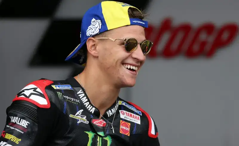 Scoppia il caso in MotoGp: due scuderie contattano Fabio Quartararo