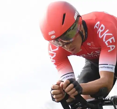 Nairo Quintana investito in allenamento