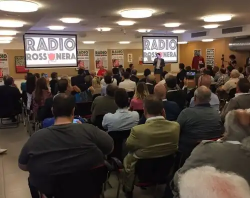 Radio Rossonera, battesimo con i campioni