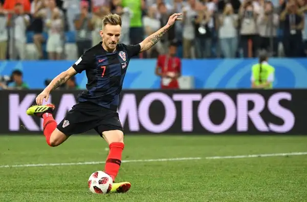 Rakitic: “Hanno tirato tre volte”