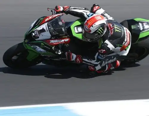 Sbk, Rea domina a Buriram