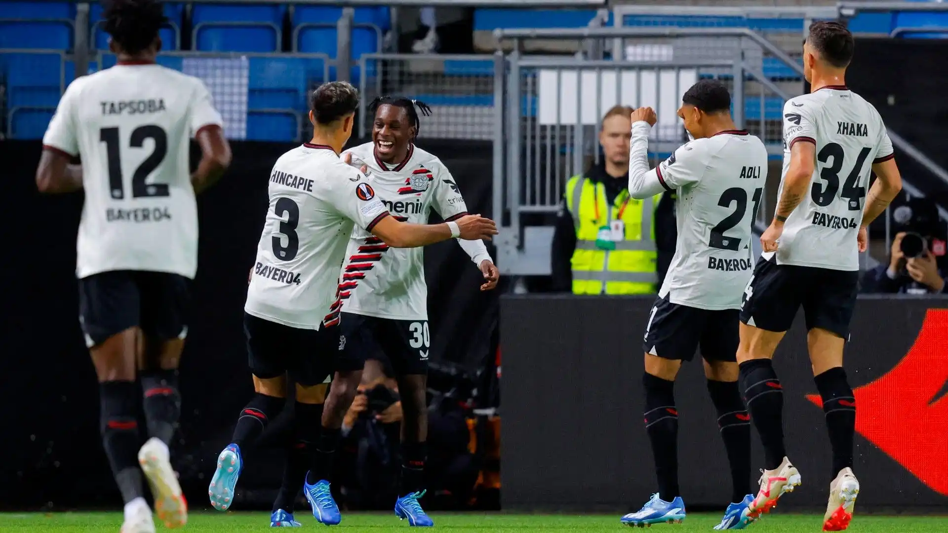 Real Madrid e Chelsea sul gioiello del Bayer Leverkusen: foto
