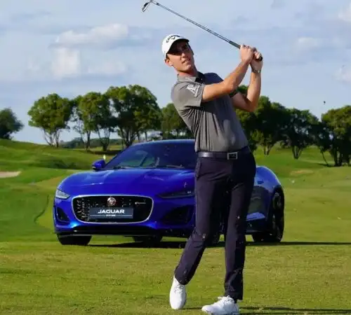 Renato Paratore in buca con Jaguar Land Rover