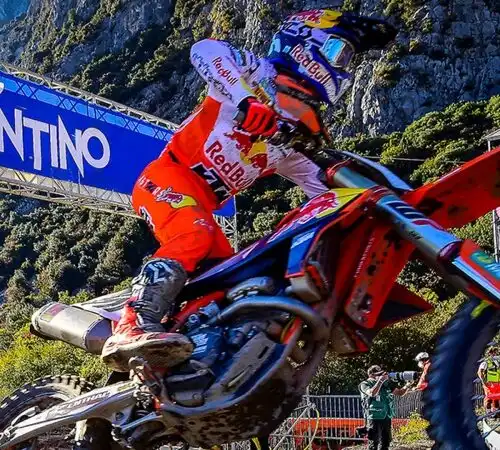 Lutto nello sport: morto Rene Hofer, giovane stella del motocross