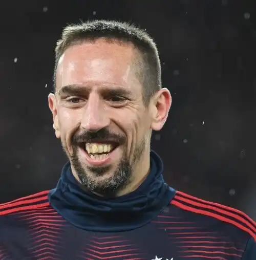 Fiorentina: torna Ribery, ma a distanza