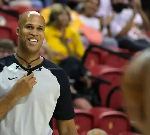 Richard Jefferson è passato dall’altro lato. Le foto del debutto