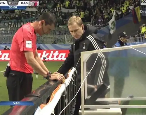 Primo storico rigore con la moviola: 15 secondi per decidere