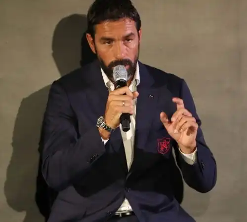 Pires: “Mai visto il vero Griezmann al Barcellona”