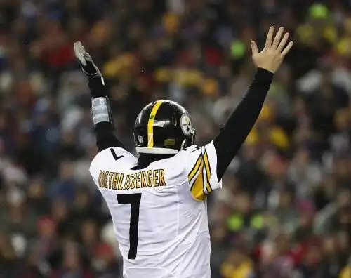 NFL, il Monday Night va agli Steelers