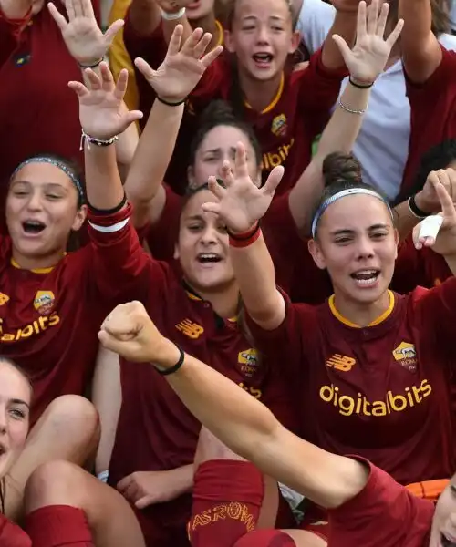 Roma in festa. Le le ragazze dell’Under 17 campionesse d’Italia: le foto