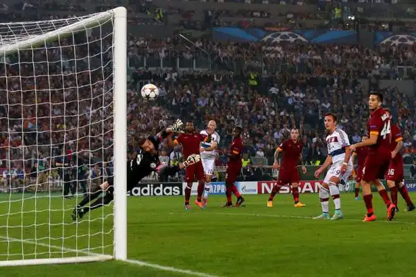 Il Bayern schianta la Roma 7-1. Serata choc per la squadra giallorossa, travolta dai campioni di Germania.