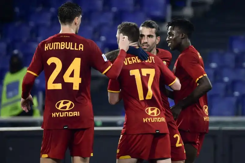 La Roma di Mourinho ha battuto all'Olimpico il Cagliari per 1-0 grazie ad una rete di Sergio Oliveira su calcio di rigore