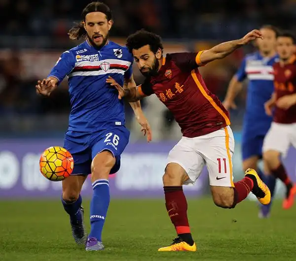 I giallorossi superano i doriani all'Olimpico nel posticipo con i gol di Florenzi e Perotti e tornano pienamente in corsa per il terzo posto. Di Fernando il gol dei blucerchiati.