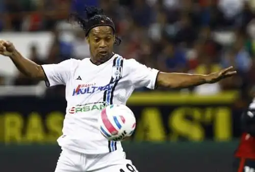 Ronaldinho, addio al Fluminense
