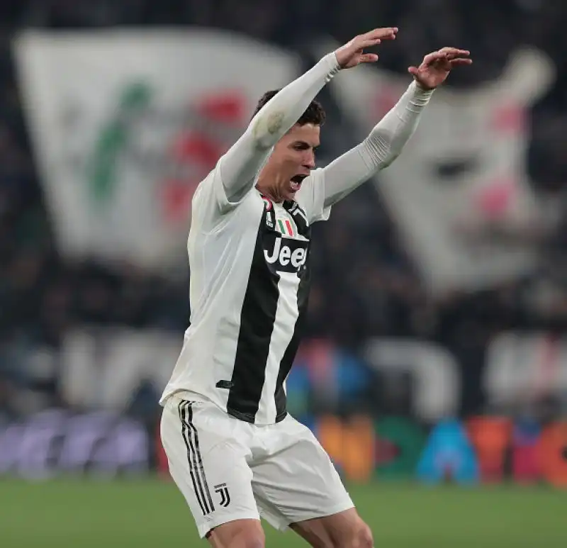 Ronaldo non si scompone: “Sono qui per questo”