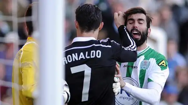 CR7 perde la testa durante la partita contro il Cordoba.