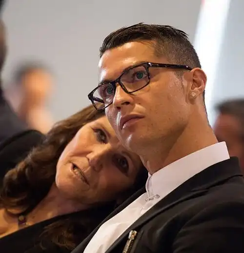 Ronaldo-Juve, arrivano gli auguri anche della mamma