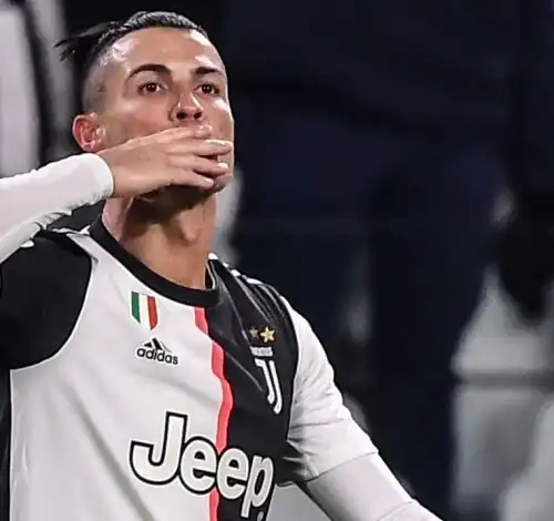 Juve, Ronaldo è già a Torino ad allenarsi