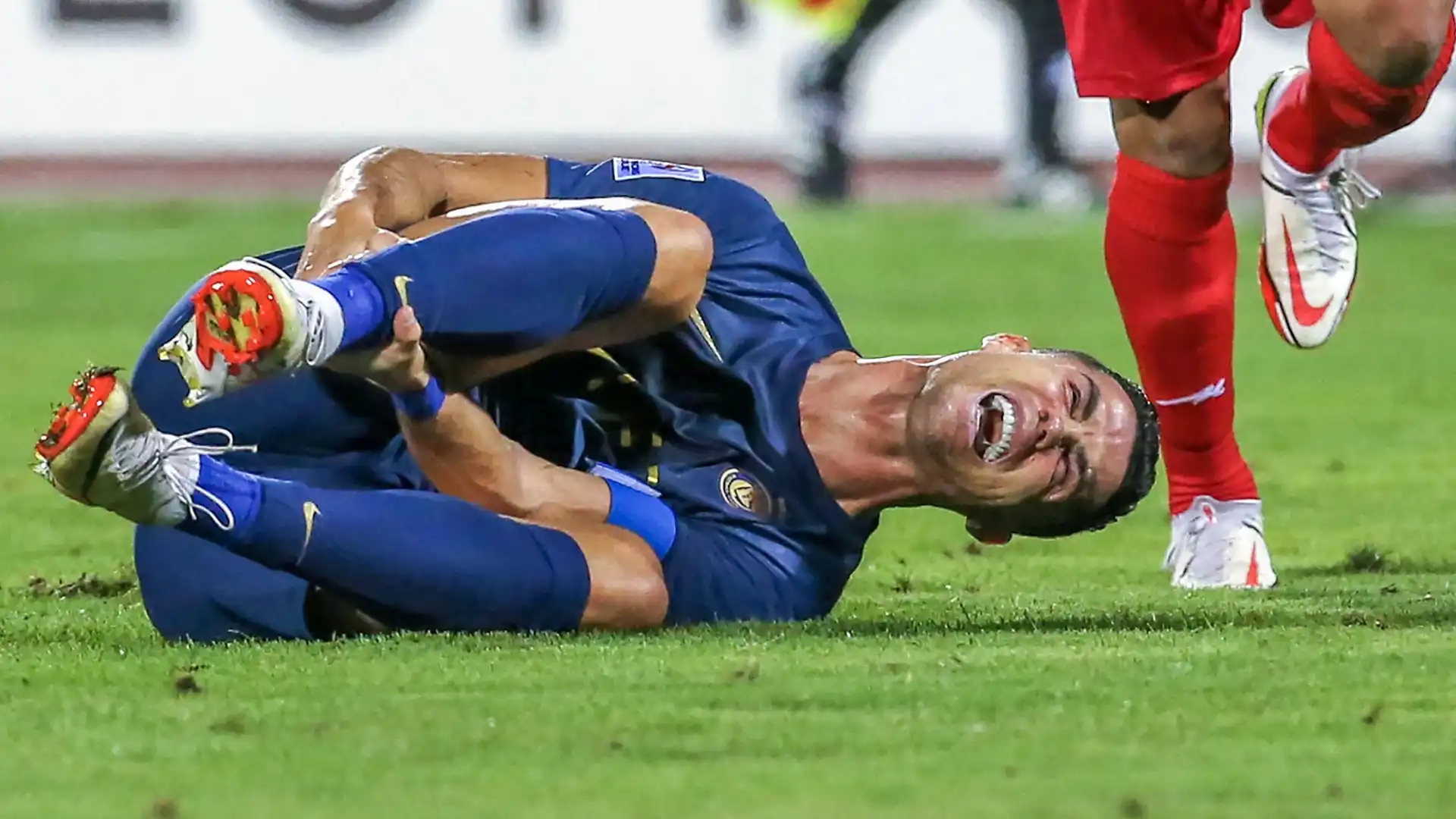 Cristiano Ronaldo ha subito un brutto colpo durante la partita tra Persepolis e Al-Nassr in Iran, valida per la Champions League asiatica