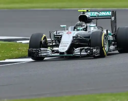 Mercedes prepotenti a casa di Vettel