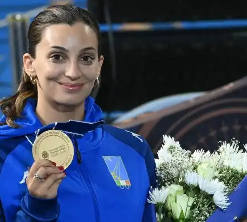 Rossella Fiamingo bellezza di bronzo: le foto