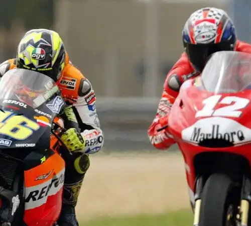 Max Biaggi, Valentino Rossi, Troy Bayliss: che podio!