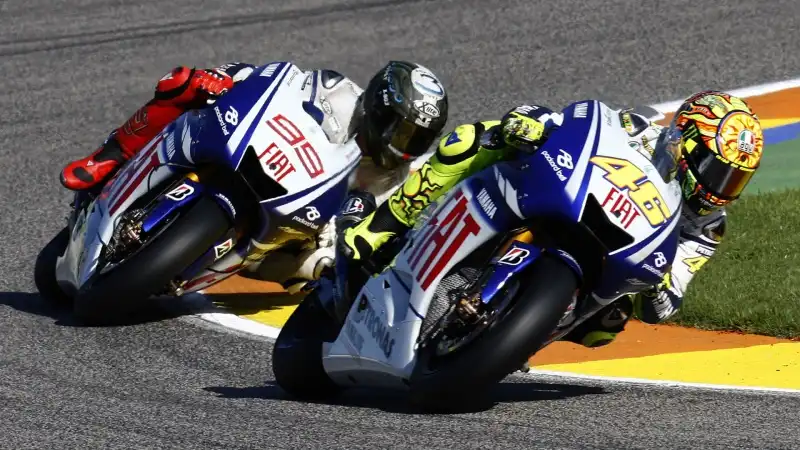 Valentino Rossi – Jorge Lorenzo: i ricordi di Davide Brivio