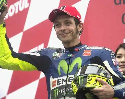 Su Sky è Valentino Rossi day