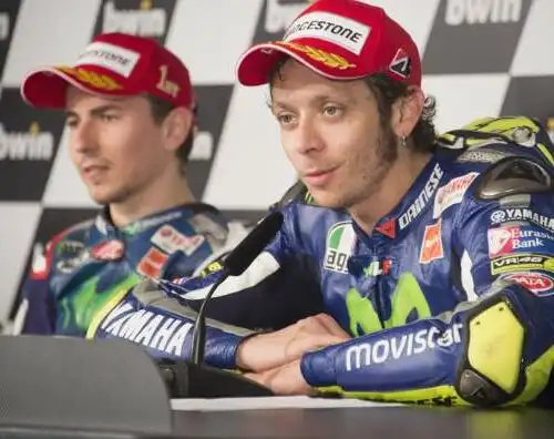 Rossi parla per primo