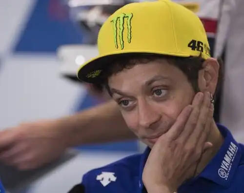 Valentino non si dà pace