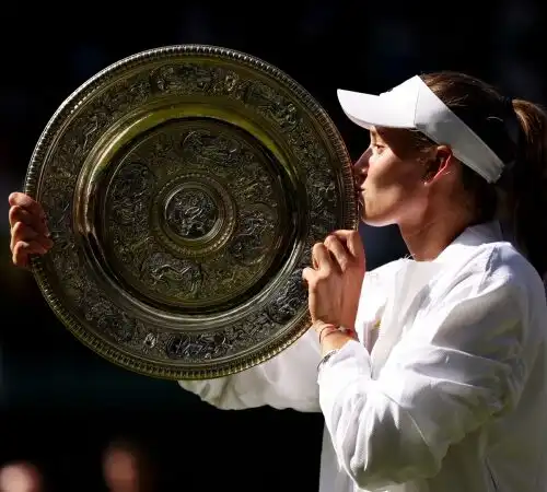 Wimbledon 2022, il trionfo di Rybakina fa esultare anche la Russia