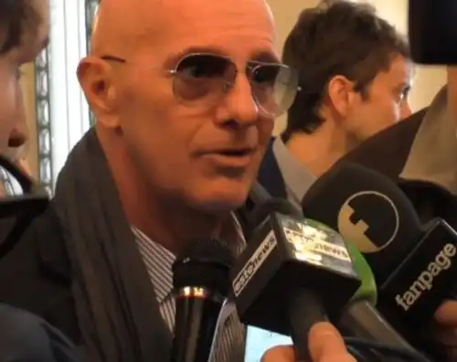 Arrigo Sacchi prima soccorre Massimiliano Allegri e poi lo punge