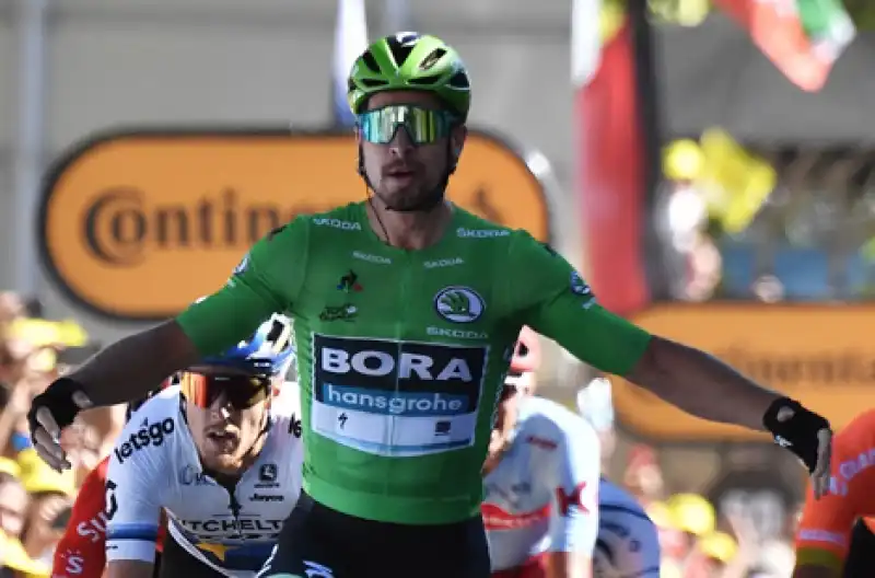 Tour de France, Sagan torna “gorilla”