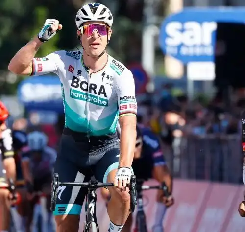 Giro d’Italia: finalmente Peter Sagan. Bernal sempre in rosa