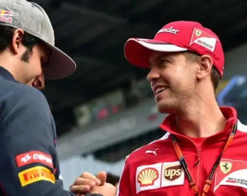 Carlos Sainz discolpa Vettel