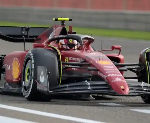 F1, Carlos Sainz fa sorridere la Ferrari