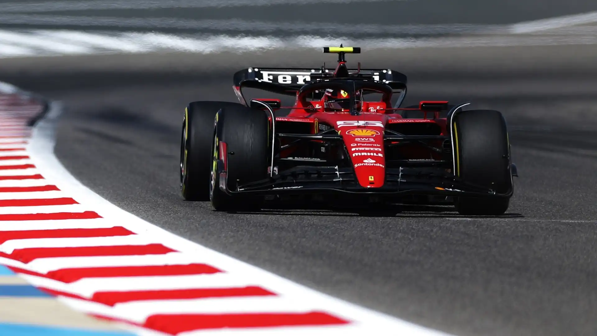 F1, test Bahrain: Alfa Romeo davanti, Ferrari in crescita, guai Mercedes